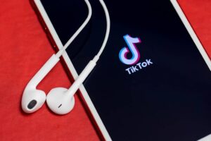 Como baixar áudio do tiktok para whatsapp