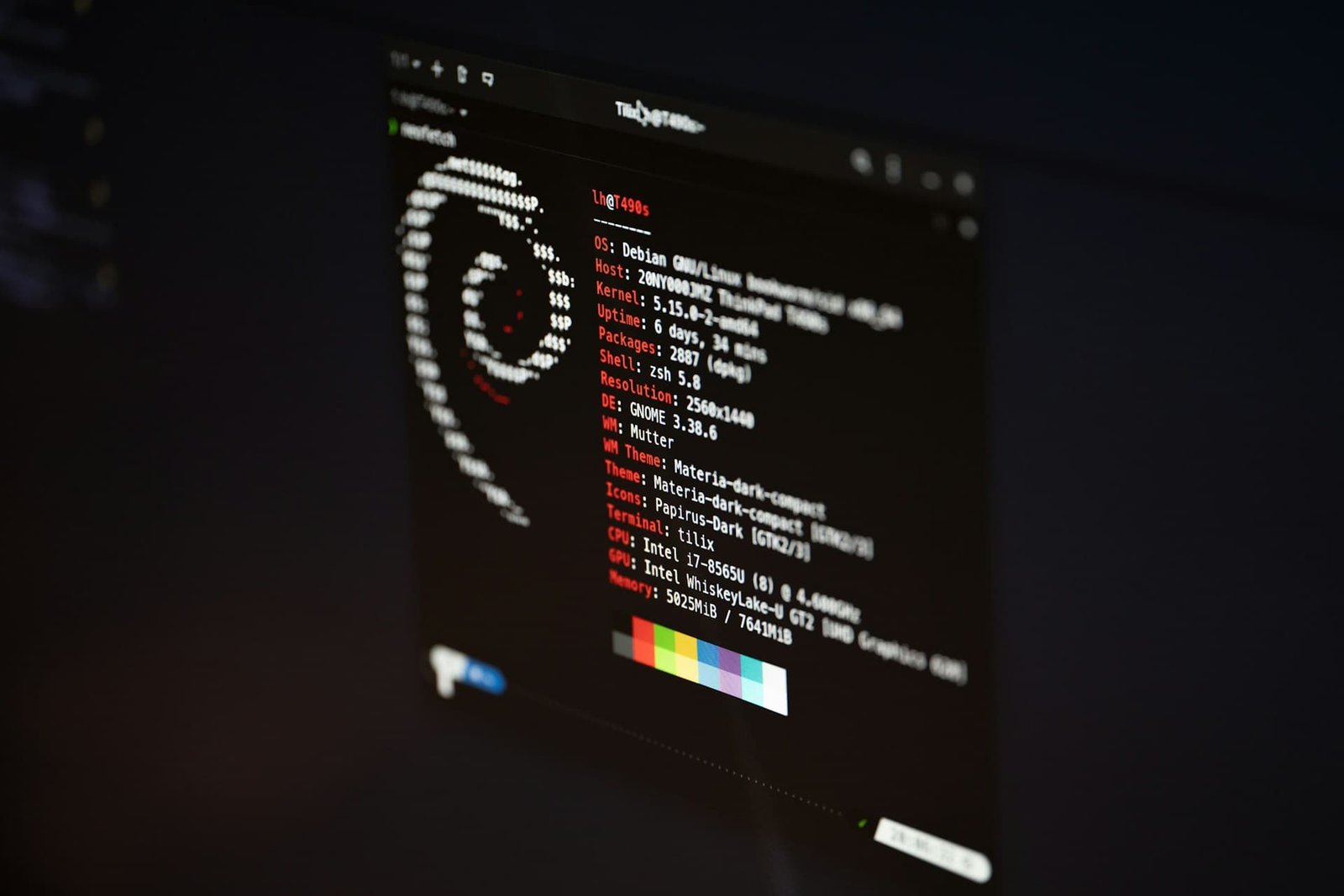 Facebook proíbe publicações sobre Linux