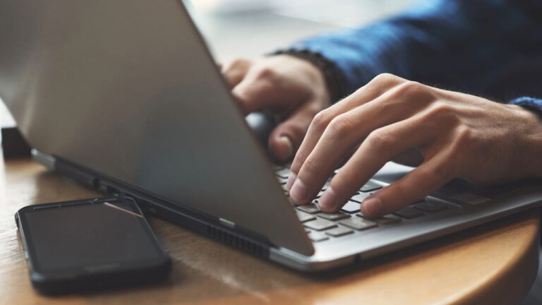Veja como transformar seu celular em um roteador para conectar o PC à internet 52 Computador 1744806402167