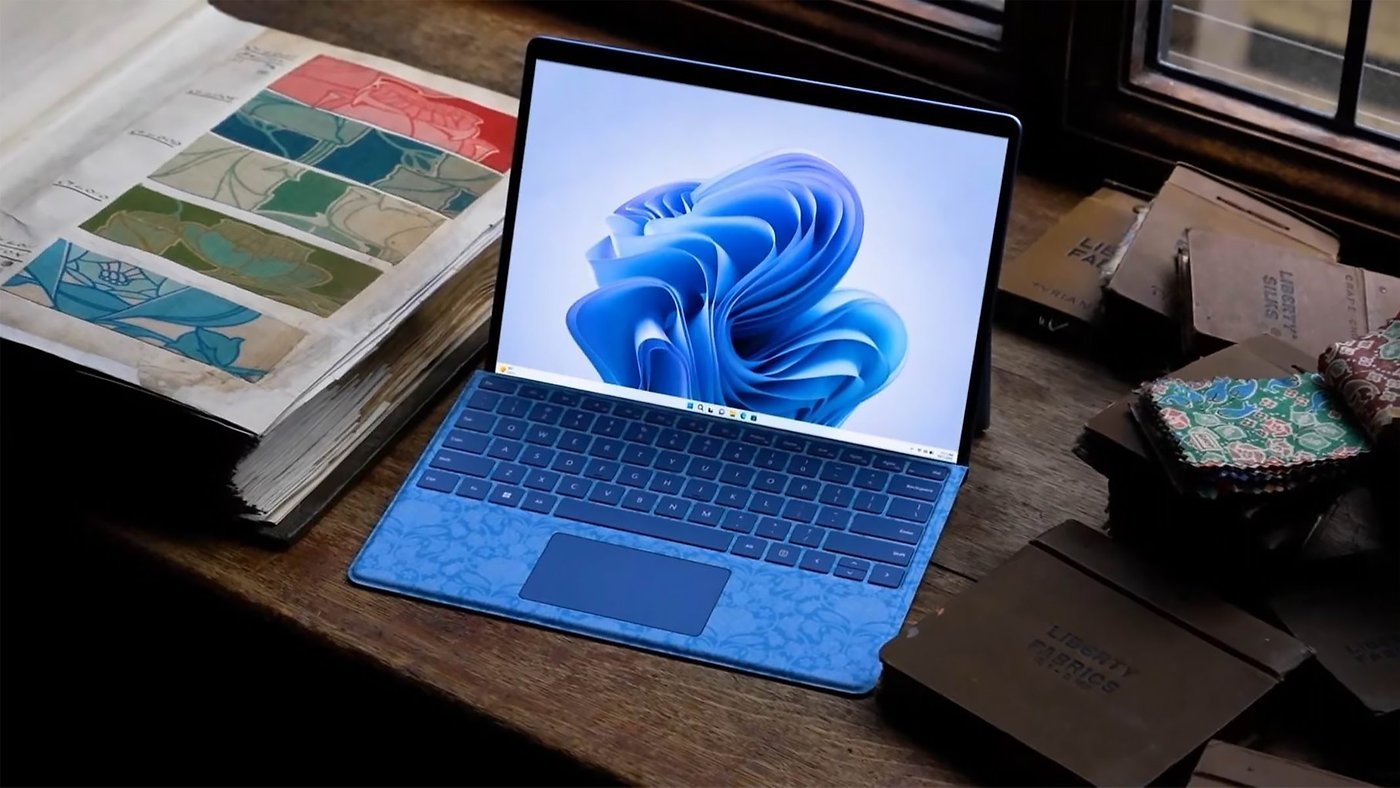 Microsoft Surface Pro Elite X with Copilot w1400h788