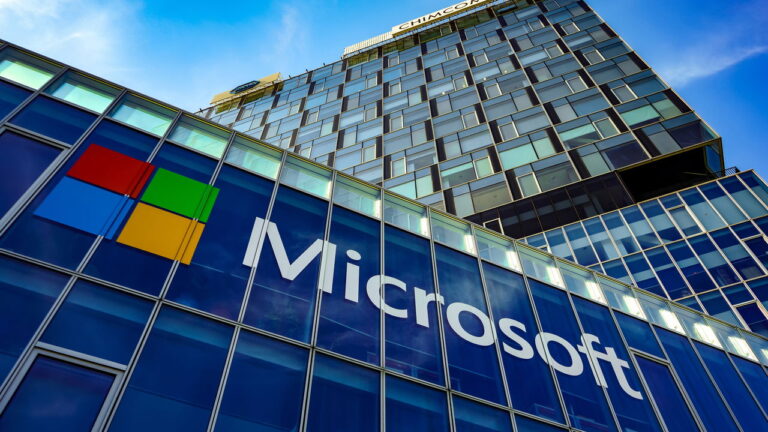 Encontre vulnerabilidades nos sistemas de IA da Microsoft e receba até US$ 30 mil como recompensa! 36 Microsoft 1745947178866