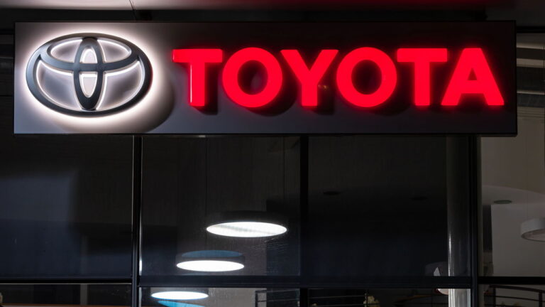 Toyota adia mais uma vez o SUV híbrido mais esperado do ano no Brasil 40 Toyota 1747925198616