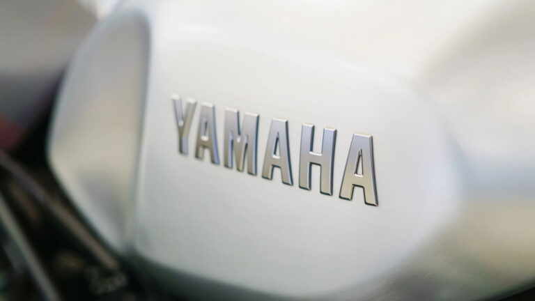 Yamaha lança moto que faz 50 km por litro e custa R$ 8,6 mil 42 Yamaha 1743519739390