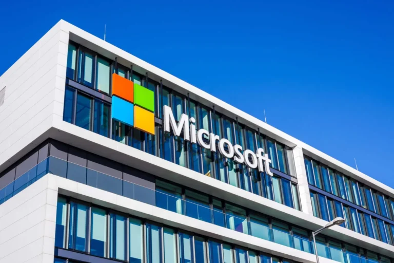 Microsoft Copilot ganha agentes de IA em equipe e chega ao WhatsApp para empresas em julho 17 qui a cofonde microsoft scaled 1.webp