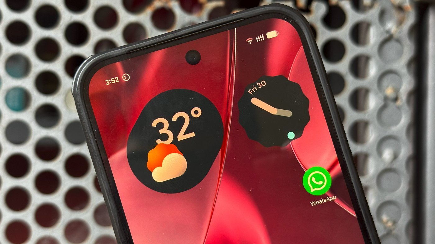 Google Pixel 9 Pro XL with WhatsApp app icon w1400h788