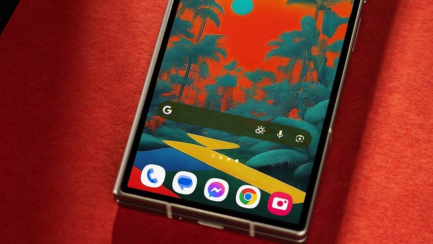 Google Widget Search on a Samsung Galaxy w1400h788
