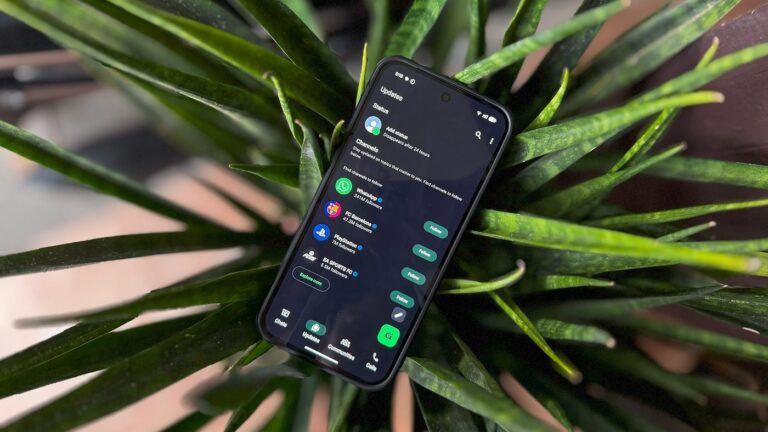WhatsApp Expande Conversas por Voz em Grupos 54 WhatsApp header image on an Android Google Pixel Phone w1400h788