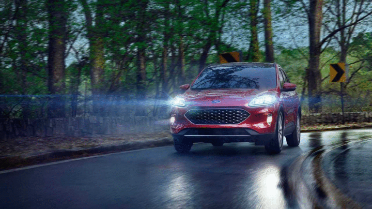 Os 5 carros híbridos que estão revolucionando as ruas em 2025 9 2020 ford escape hybrid resized