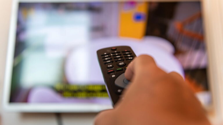 Conheça as 3 marcas de TV mais duráveis e confiáveis segundo a IA 37 TV 1755268915948