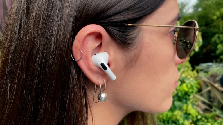 Apple prepara atualização dos AirPods com tradutor em tempo real 29 airpods traducao ao vivo00.webp