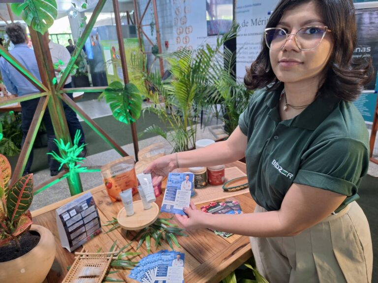 Biozer inicia testes clínicos de gel cicatrizante para úlcera de pé diabético em Manaus 43 biozer isabela