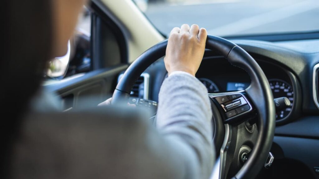 Como esta IA consegue prever acidentes antes de o condutor ligar o carro 5 conduzir conducao 2