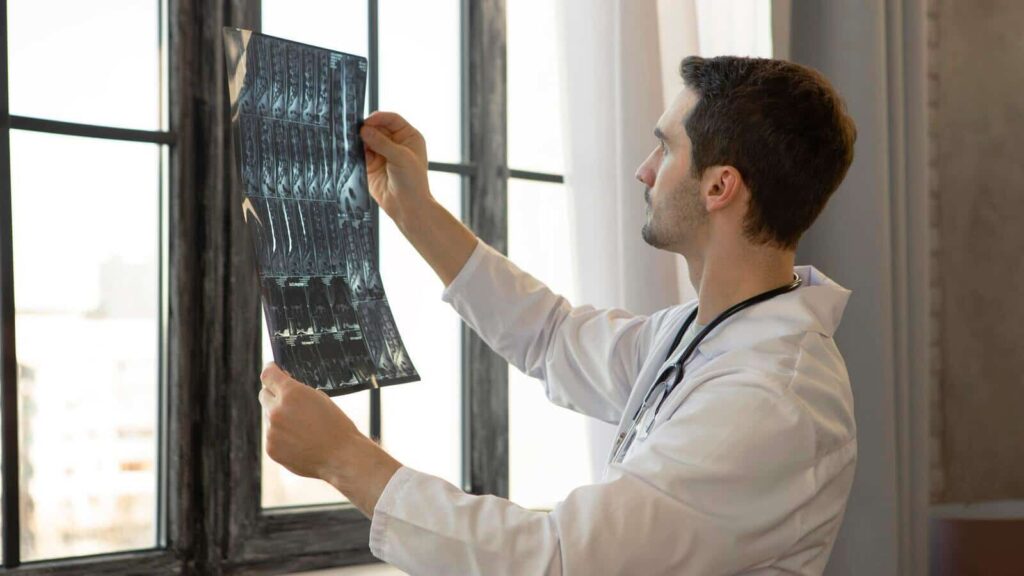 Maior hospital público dos EUA aposta em IA para substituir radiologistas 3 radiologista radiologia01 1