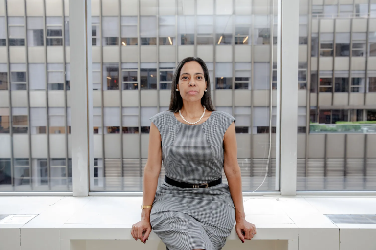 Brasileira lidera código global para mineração em alto-mar 12 b3f6657f seabed mining leticia carvalho h 16226339 1