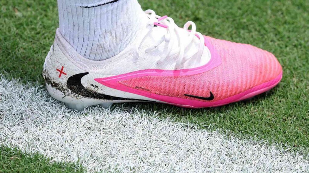 Já reparou que as chuteiras rosa neón dominam o Mundial 2026? Entenda porquê! 7 mundial chuteiras00