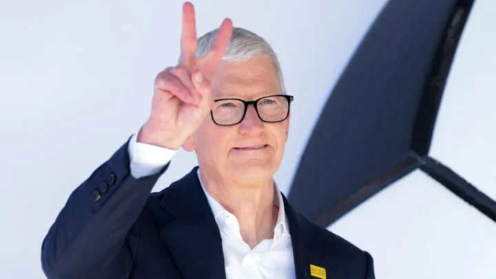 Tim Cook confirma negociações com a UE para levar a nova Siri AI à Europa 3 Imagem Tim Cook