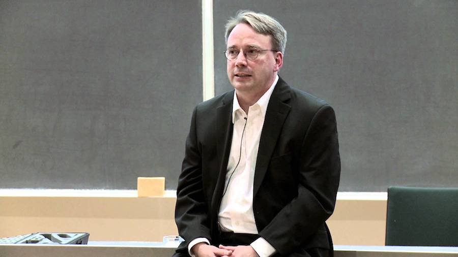 Linus Torvalds: quem não quer IA deverá criar o seu fork do Linux 7 linus torvalds 1