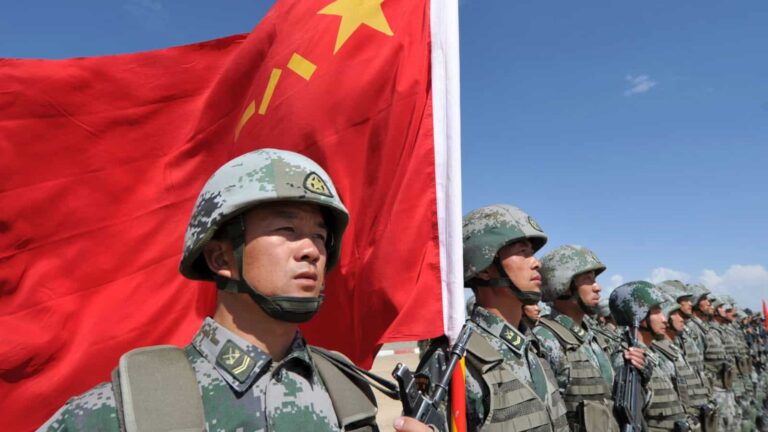 Investigadores militares da China usam modelos de IA dos EUA para treinar sistemas de defesa 1 china exercito03