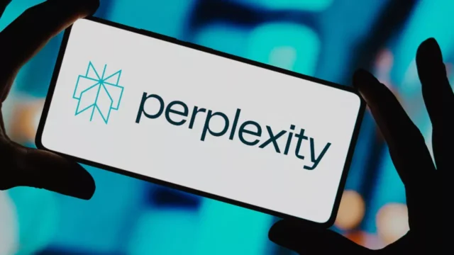 Perplexity lança Hybrid Compute para juntar a nuvem ao poder local