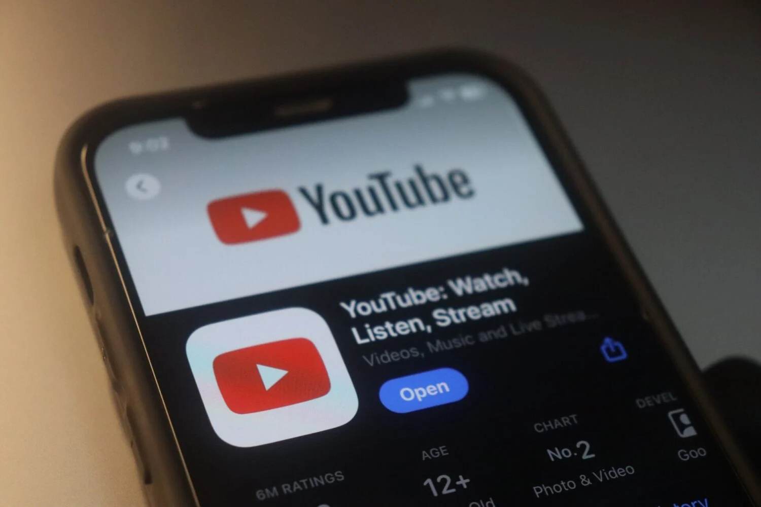 YouTube vai reduzir o alcance de vídeos republicados no Shorts 2 Youtube Endurece Regras Contra Conteúdo Perturbador E Vídeos Genéricos Feitos Por Ia