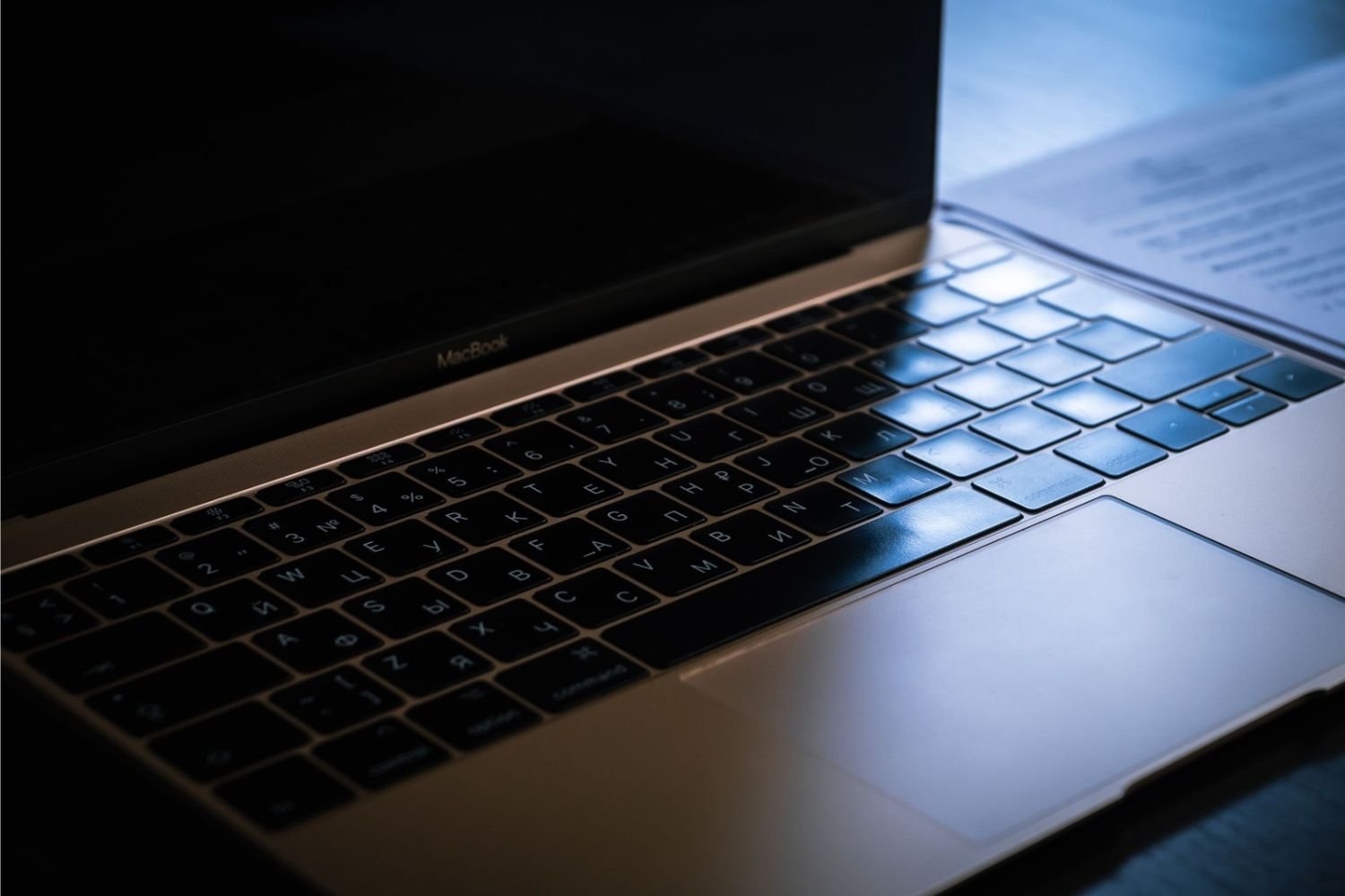 Apple lança novos Macs com inteligência artificial e desempenho até 18 vezes maior 4 Apple lança novos Macs com inteligência artificial e desempenho até 18 vezes maior