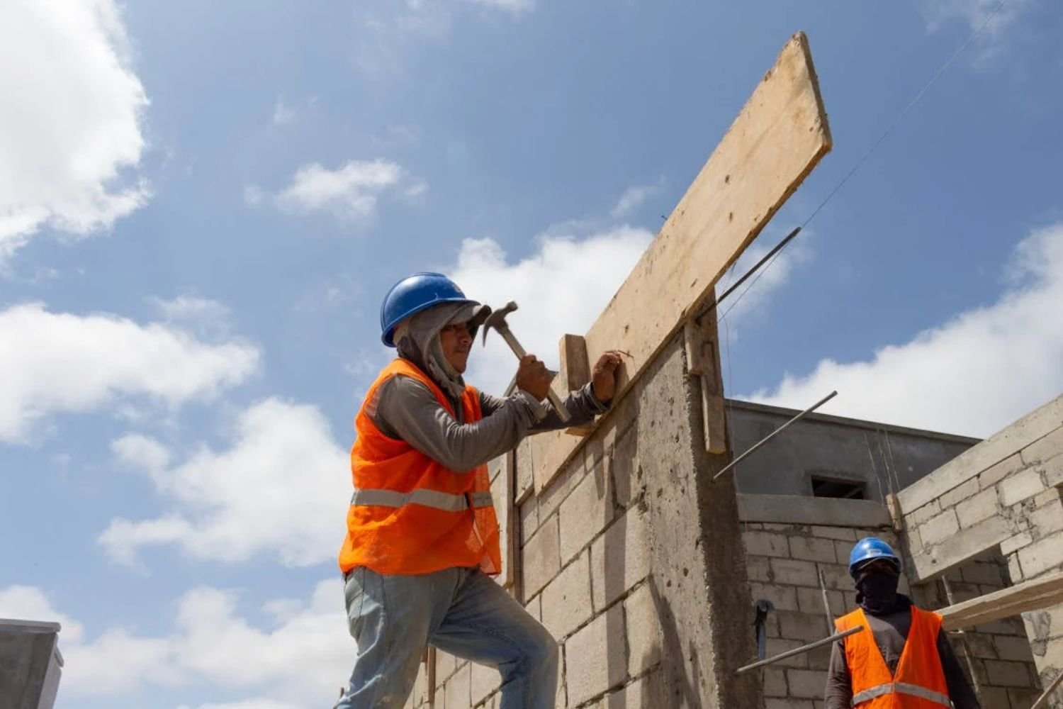 A IA pode abrir mais vagas do que eliminar. O desafio é chegar aos novos empregos 4 Até R$ 8.157,41 de aposentadoria: O benefício pouco conhecido para certos trabalhadores