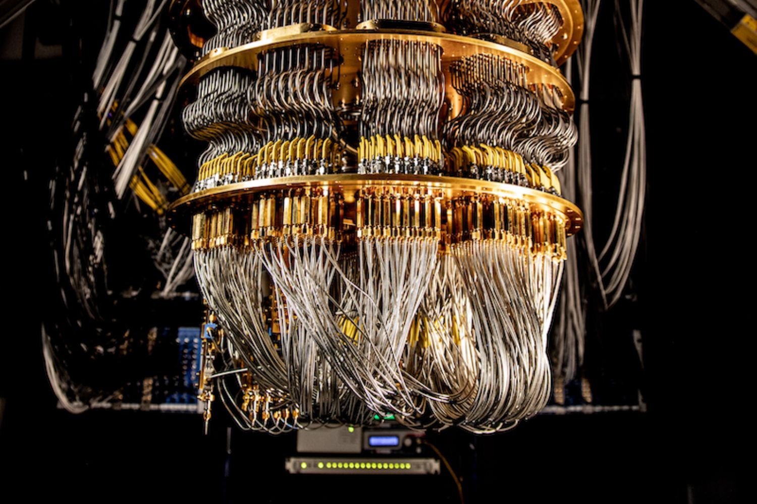 Computador quântico da IBM faz em 19 segundos tarefa que levaria mais de um século 4 Descoberta japonesa pode eliminar o maior obstáculo da computação quântica