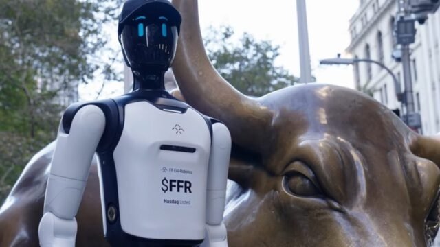 Robô humanoide de US$ 89.900 passeia por Nova York e pode se tornar babá, professor ou cuidador 5 Robô humanoide de US$ 89.900 passeia por Nova York e pode se tornar babá, professor ou cuidador