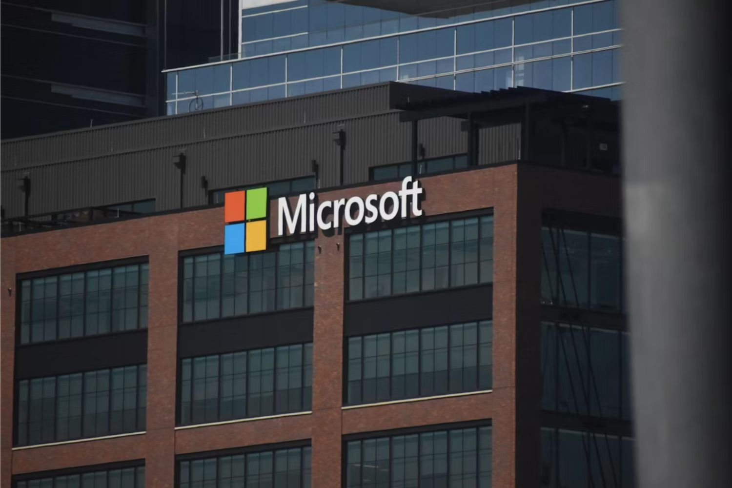 Microsoft alerta: agentes de IA devem ser tratados como possíveis ameaças internas 2 Microsoft toma decisão drástica e a Xbox é a principal afetada