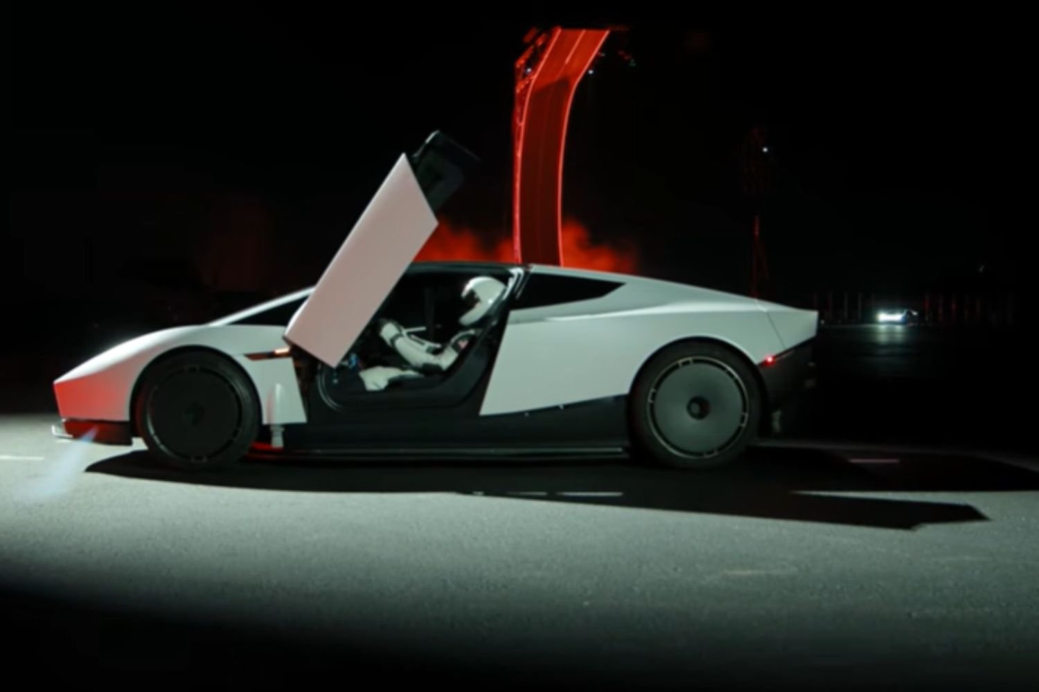 Carro voador da Tesla é apresentado e promete desempenho impressionante