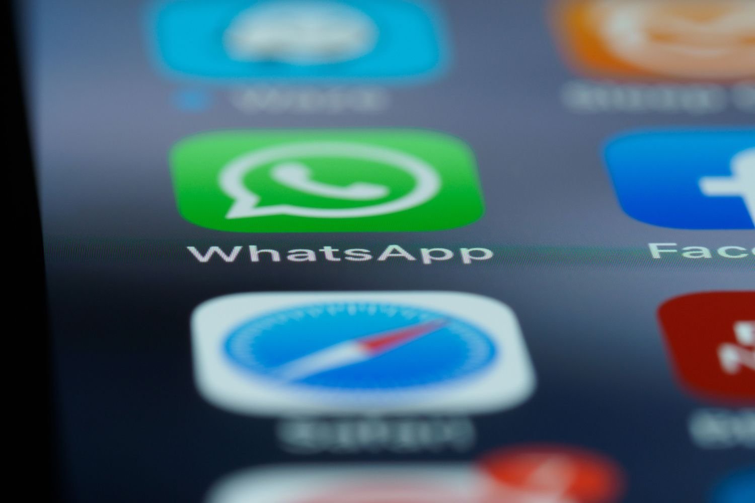 Pessoas que desaparecem dos grupos de WhatsApp podem estar fazendo algo saudável para a mente 3 WhatsApp começa a liberar recurso que pode acabar com a necessidade de compartilhar seu número