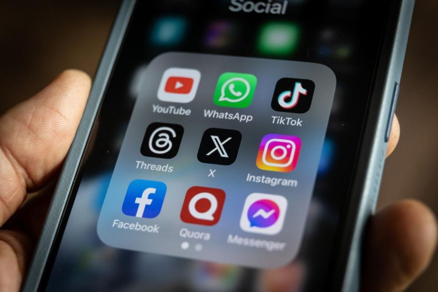 Seu celular perde bateria mesmo parado? Veja quais apps revisar e como limitar o consumo 3 Redes sociais estão redefinindo o futuro da democracia