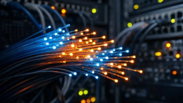O fim dos cabos de cobre? Tecnologia com luz promete reduzir o consumo energético da inteligência artificial 3 O fim dos cabos de cobre? Tecnologia com luz promete reduzir o consumo energético da inteligência artificial